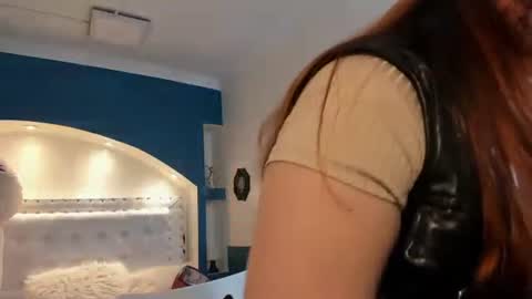 Snapshot of tammyparker_ chatting on December 24, 7:11 pm Tammara online show from December 24, 7:11 pm