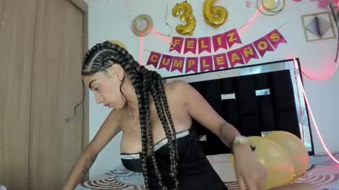 tammysanz online show from February 19, 8:27 pm