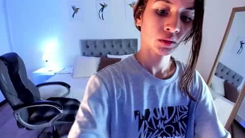 Snapshot of tamy_edwards chatting on March 1, 12:50 am Tamy online show from March 1, 12:50 am