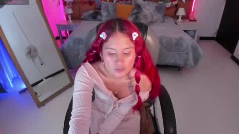 Snapshot of tamy_edwards chatting on July 2, 8:48 pm Tamy online show from July 2, 8:48 pm
