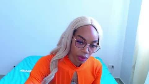 tamylynn online show from July 28, 5:01 pm