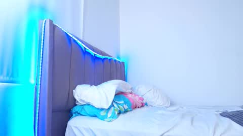 Snapshot of tana_lux chatting on October 24, 1:29 pm Aytana online show from October 24, 1:29 pm