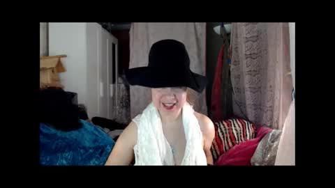 Milena online show from December 18, 8:47 pm