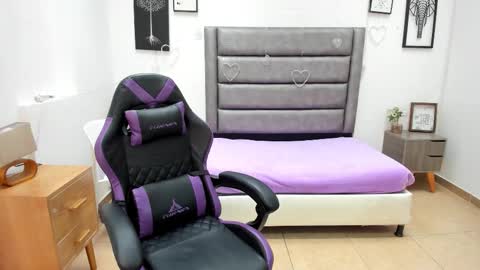 Tania  online show from February 12, 2:12 pm