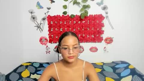 Snapshot of tania_hot0 chatting on November 30, 9:08 pm tania_hot0 online show from November 30, 9:08 pm