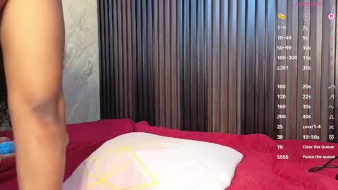 Snapshot of tanisha__lux chatting on May 8, 2:17 am Tanisha online show from May 8, 2:17 am