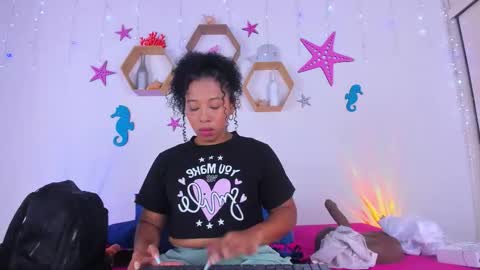 3 Tanisha 3 online show from September 16, 11:44 am