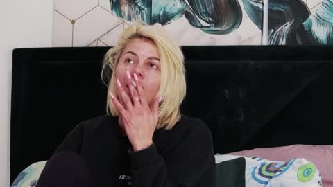 tanyaGrey online show from March 30, 9:10 am