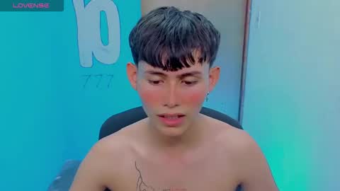 Snapshot of tanjiro_cute chatting on May 8, 2:06 am Andres online show from May 8, 2:06 am