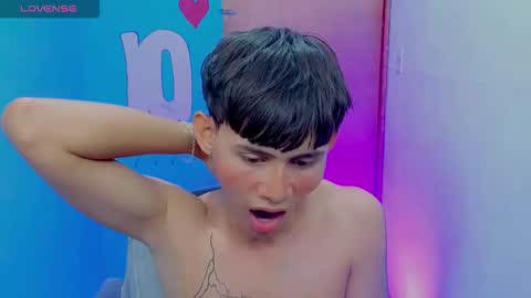 Snapshot of tanjiro_cute chatting on May 17, 5:42 pm Andres online show from May 17, 5:42 pm