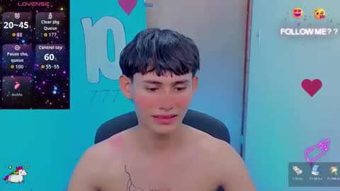 Snapshot of tanjiro_cute chatting on June 3, 1:19 am Andres online show from June 3, 1:19 am