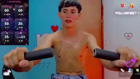 Snapshot of tanjiro_cute chatting on June 6, 5:23 am Andres online show from June 6, 5:23 am