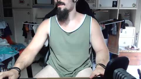 Snapshot of tantra_man_yogi chatting on June 6, 11:48 am Tantra Man Yogi online show from June 6, 11:48 am
