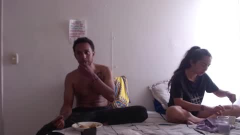 Snapshot of tantricroots chatting on February 21, 6:59 pm Angeline Follow online show from February 21, 6:59 pm