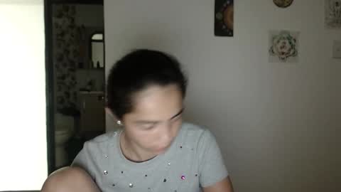 Snapshot of tantricroots chatting on March 13, 2:40 am Angeline Follow online show from March 13, 2:40 am