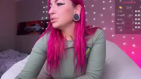 Snapshot of tanya_acid chatting on July 11, 5:32 am Tanya acid online show from July 11, 5:32 am