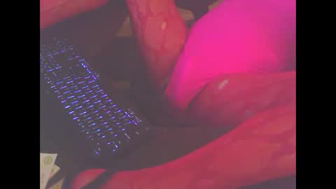 Snapshot of tanyacoxxx chatting on December 31, 2:08 am Tanya coxxx online show from December 31, 2:08 am