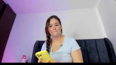 tara__ online show from November 17, 6:03 pm