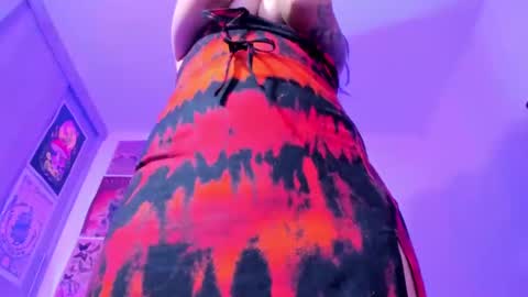    online show from January 6, 2:25 pm