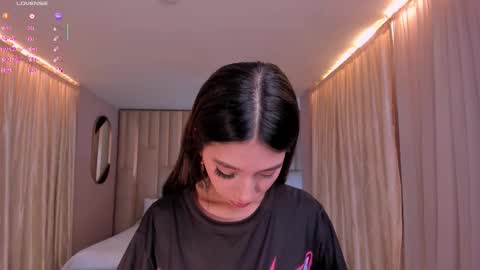 Tara Lawrence online show from January 8, 3:09 am