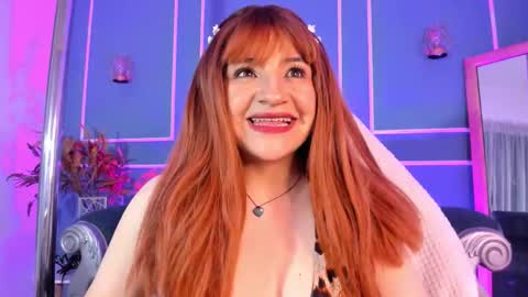 Snapshot of tarataylorr chatting on November 20, 2:34 am Tara online show from November 20, 2:34 am