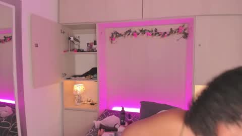 Snapshot of tarawiilson_ chatting on September 27, 4:17 am T A R A online show from September 27, 4:17 am