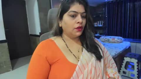 Snapshot of tarivishu23 chatting on March 1, 1:43 am tarivishu23 online show from March 1, 1:43 am