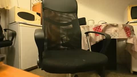 Snapshot of tarkan198 chatting on November 19, 6:30 pm tarkan198 online show from November 19, 6:30 pm