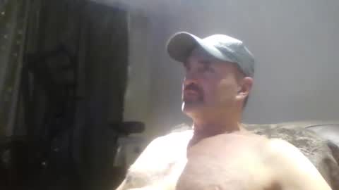 Snapshot of tarzeny77 chatting on November 27, 1:40 am tarzeny77 online show from November 27, 1:40 am