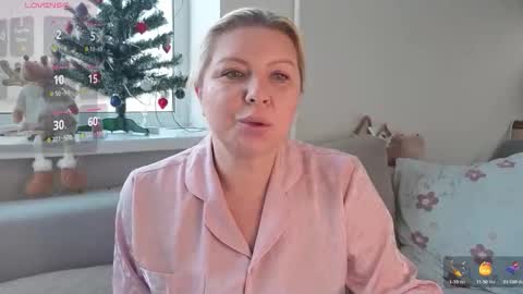 Snapshot of tasha__moon chatting on January 12, 11:26 am Tasha Moon online show from January 12, 11:26 am