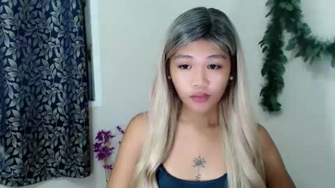 Snapshot of tashaa_09 chatting on September 24, 6:44 pm call me tashaa online show from September 24, 6:44 pm