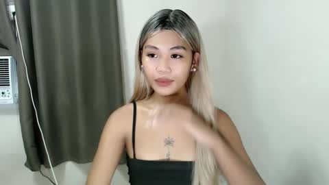 Snapshot of tashaa_09 chatting on September 28, 8:09 am call me tashaa online show from September 28, 8:09 am