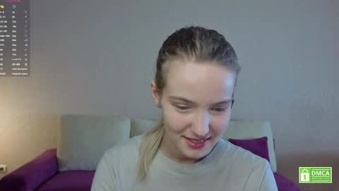 Snapshot of tashinapetitto chatting on May 19, 7:37 am Your Ressie online show from May 19, 7:37 am