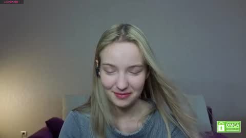 Snapshot of tashinapetitto chatting on July 7, 7:45 am Your Ressie online show from July 7, 7:45 am