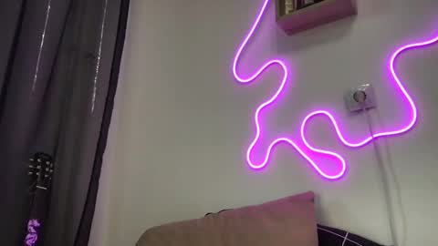 Snapshot of tasteithorny chatting on February 1, 1:09 pm tasteithorny online show from February 1, 1:09 pm