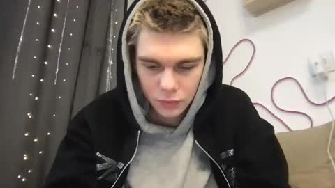 Snapshot of tasteithorny chatting on February 24, 9:32 am tasteithorny online show from February 24, 9:32 am