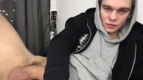 Snapshot of tasteithorny chatting on February 28, 5:04 am tasteithorny online show from February 28, 5:04 am