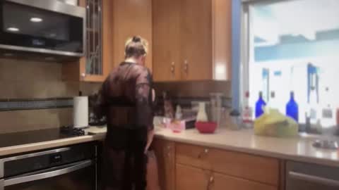 Snapshot of tastycupcake69 chatting on November 27, 1:46 pm veronicabrian online show from November 27, 1:46 pm