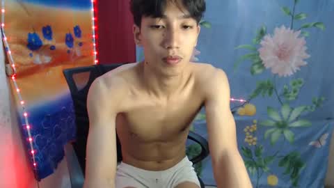 Snapshot of tastylicious_kim chatting on January 22, 2:14 pm Ask me online show from January 22, 2:14 pm