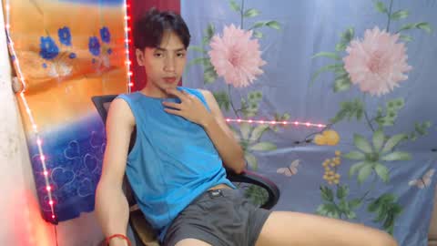 Snapshot of tastylicious_kim chatting on January 26, 12:01 pm Ask me online show from January 26, 12:01 pm