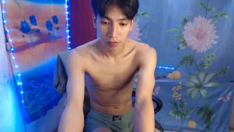 Snapshot of tastylicious_kim chatting on January 27, 11:22 am Ask me online show from January 27, 11:22 am