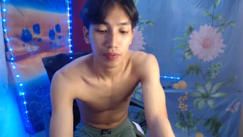 Snapshot of tastylicious_kim chatting on January 30, 2:04 pm Ask me online show from January 30, 2:04 pm