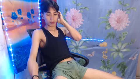 Snapshot of tastylicious_kim chatting on February 4, 1:16 pm Ask me online show from February 4, 1:16 pm