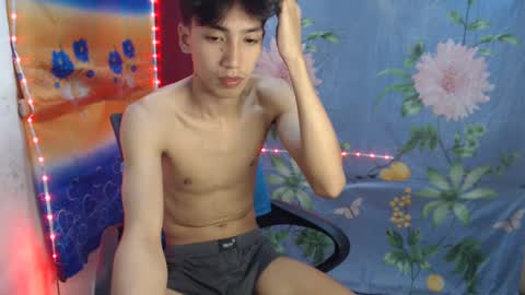 Snapshot of tastylicious_kim chatting on February 5, 2:26 pm Ask me online show from February 5, 2:26 pm