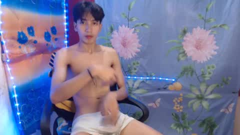 Snapshot of tastylicious_kim chatting on February 20, 4:28 am Ask me online show from February 20, 4:28 am