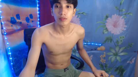 Snapshot of tastylicious_kim chatting on February 26, 2:14 pm Ask me online show from February 26, 2:14 pm