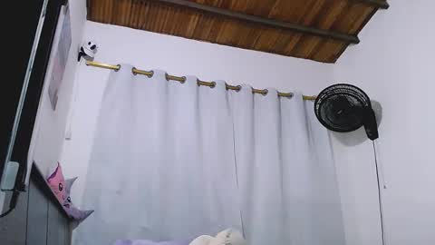 Snapshot of tata20_ chatting on November 21, 1:26 am tatabebe online show from November 21, 1:26 am