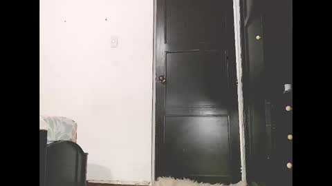 Snapshot of tata20_ chatting on November 23, 1:38 am tatabebe online show from November 23, 1:38 am