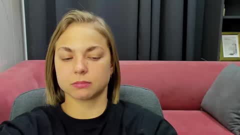 Snapshot of tataflower chatting on November 11, 8:20 pm Tata online show from November 11, 8:20 pm