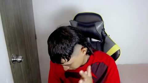 T A T A N online show from November 6, 8:10 pm